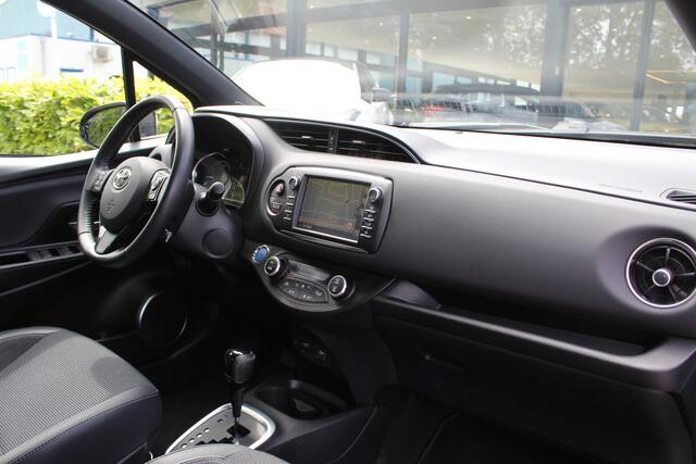 Toyota YARIS 1.5 Hybrid Energy Plus | Rijklaar | Camera | PDC | Bluetooth | Navi | Cruise | Clima