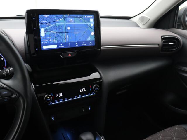 Toyota YARIS Cross 1.5 Hybrid Executive Limited | Trekhaak | Winter Pack | Parkeersensoren | Cloud Navigatie |