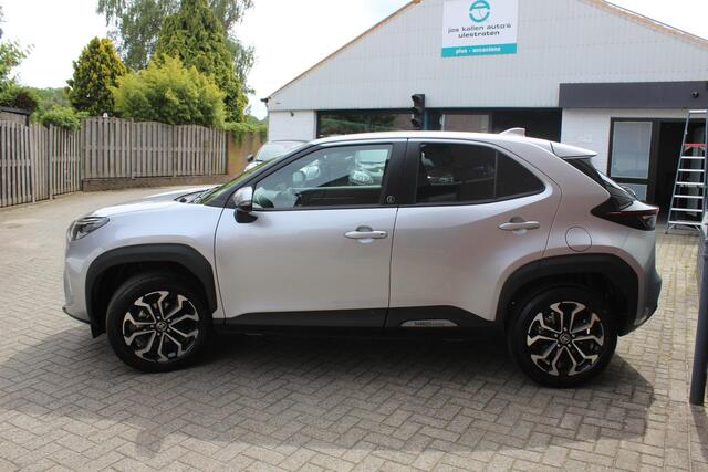 Toyota YARIS Cross 1.5 Hybrid Executive PDC|Camera|Navi/Carplay|ElekAchterklep|Winterpack|Keyless|AdaptCC