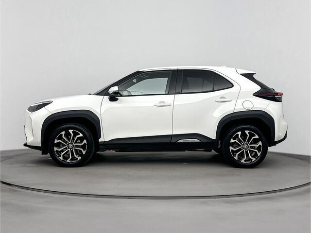 Toyota YARIS Cross 1.5 Hybrid Dynamic | Dodehoekdetectie | Parkeersensoren V+A | Stoelverwarming *
