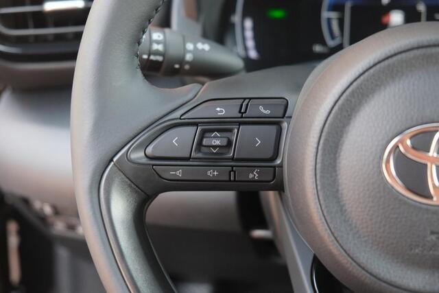Toyota YARIS Cross 1.5 Hybrid 115pk CVT Dynamic | Comfort Pack | App Connect | Adaptive Cruise | Full LED | Camera | Keyless | Blind Spot | Stoelverwarming