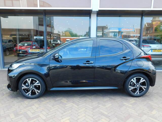 Toyota YARIS 1.5 Hybrid 115 First Edition | Comfort Pack