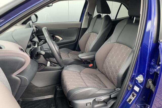 Toyota YARIS Cross 1.5 Hybrid Executive Trekhaak | Stoel- en Stuurverwarming | 360 Camera