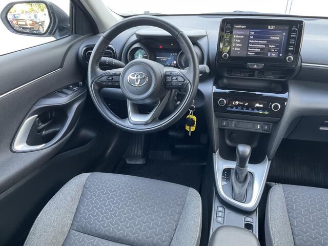 Toyota YARIS Cross 1.5 Hybrid Dynamic Hoge zit Navi Camera Stoelverw Clima Voll.Onderhouden!