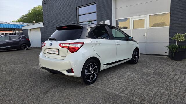Toyota YARIS 1.5 Hybrid Style Bi-Tone | AUTOMAAT | Android/CarPlay | TOYOTA DEALER ONDERHOUDEN