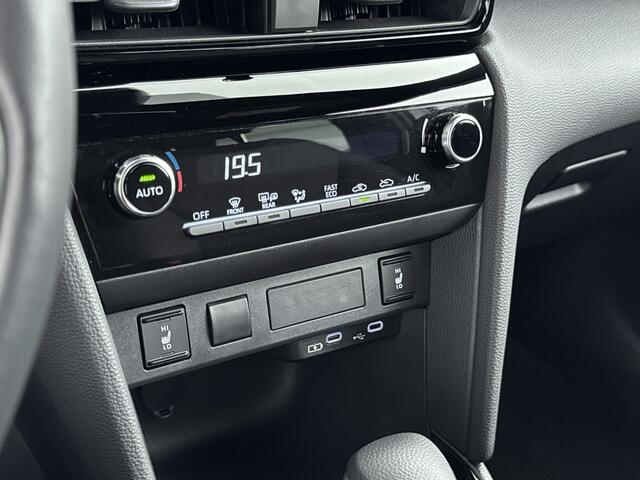 Toyota YARIS Cross 1.5 Hybrid 115 Dynamic Comfort Pack | Parkeersensoren | Stoel / Stuur / Voorruit Verwarming | Onderweg-naar-dealer