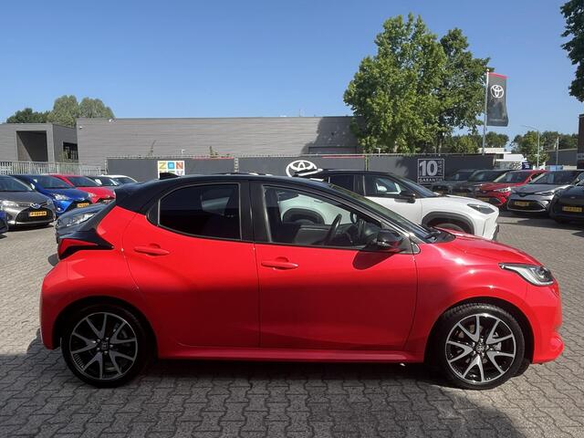 Toyota YARIS 1.5 Hybrid Launch Edition All seasonbanden