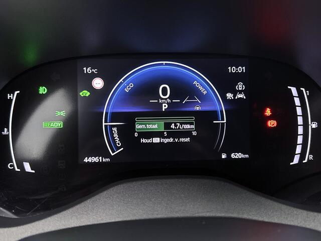 Toyota YARIS Cross 1.5 Hybrid 115 First Edition | NL dealeronderhouden | Stuur en stoelverwarming |