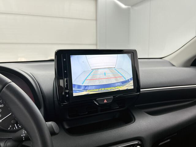 Toyota YARIS 1.5 Hybrid 115 Active | Camera "LM velgen | Metallic lak | Mistlampen | Apple Carplay |