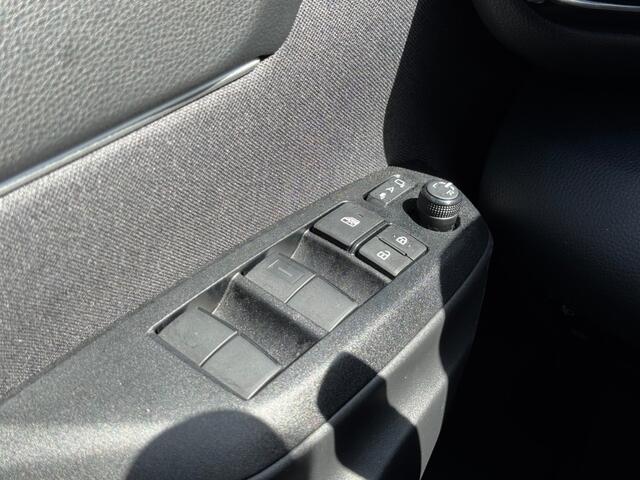 Toyota YARIS 1.5 Hybrid Dynamic - Navi - camera - BLIS