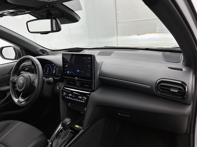 Toyota YARIS Cross 1.5 Hybrid 130 Launch Edition | Panoramadak | Stoel + Stuur + Voorruitverwarming | Blindspot | JBL | 360 Gr. Camera | Onderweg-naar-dealer