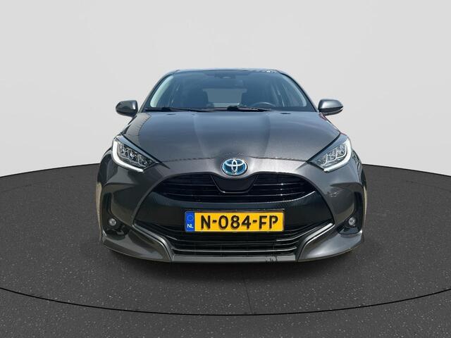 Toyota YARIS 1.5 Hybrid Dynamic RIJKLAAR | Climate Control | Cruise Control | Camera | Navi via App