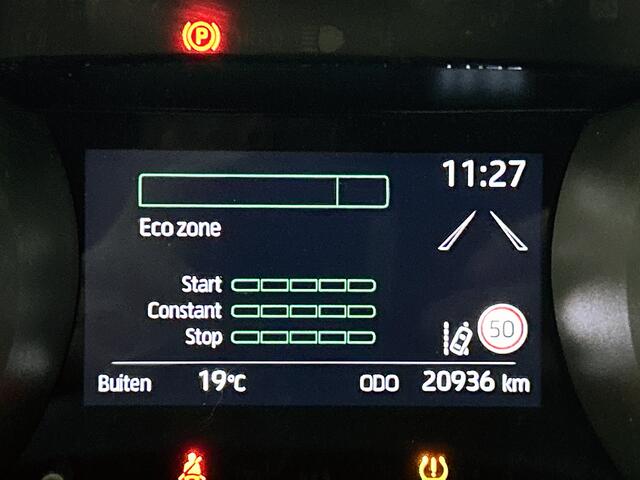 Toyota YARIS 1.5 Hybrid TeamNL | 17" Lichtmetalen velgen | Trekhaak |