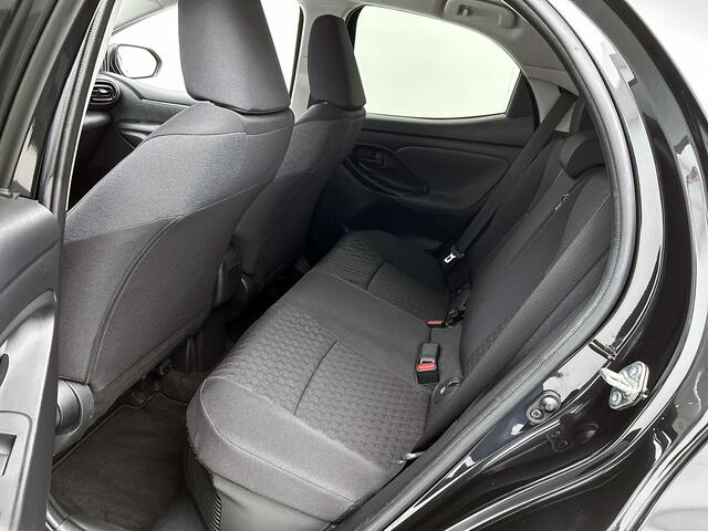 Toyota YARIS 1.5 Hybrid TeamNL | 17" Lichtmetalen velgen | Trekhaak |