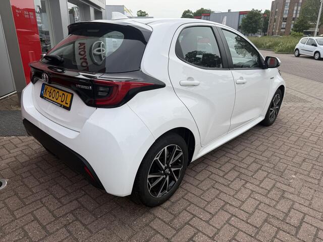 Toyota YARIS 1.5 Hybrid Dynamic