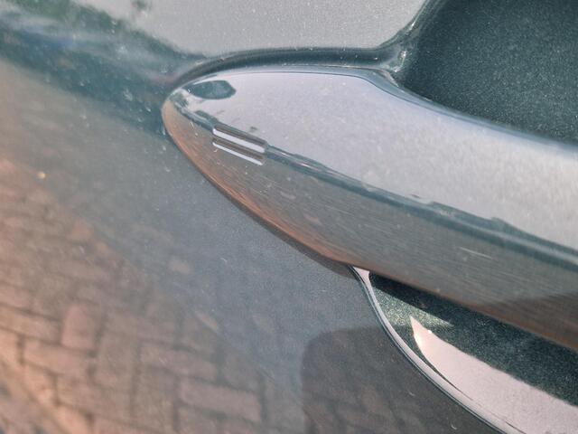 Toyota YARIS 1.5 Hybrid 115 Dynamic