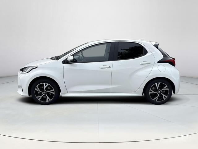 Toyota YARIS 1.5 Hybrid 115 First Edition **KEYLESS/ ADAPTIEF CRUISE CONTROL/ VERSTELBARE LENDENSTEUN**
