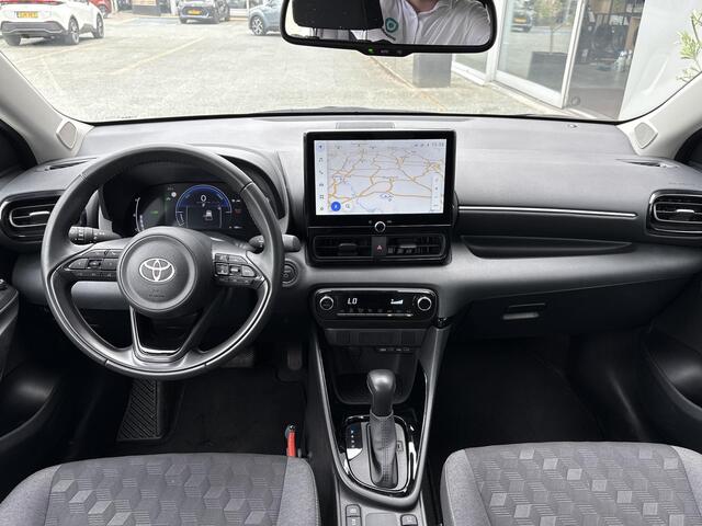 Toyota YARIS 1.5 Hybrid 115 First Edition **KEYLESS/ ADAPTIEF CRUISE CONTROL/ VERSTELBARE LENDENSTEUN**