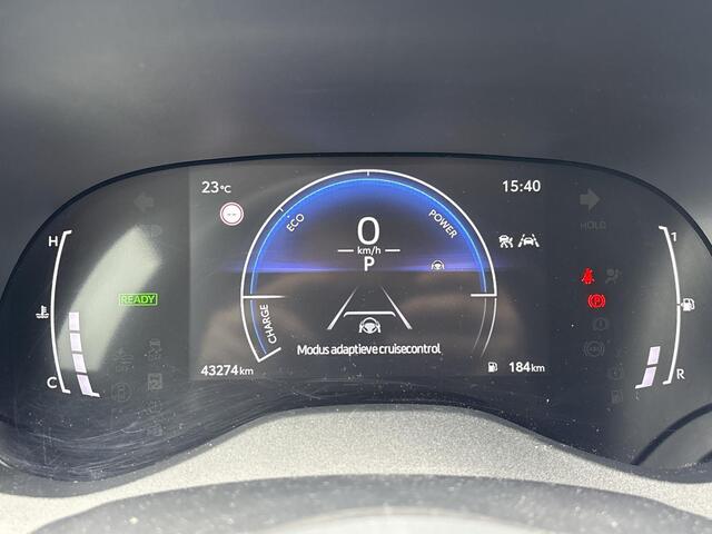 Toyota YARIS 1.5 Hybrid 115 First Edition **KEYLESS/ ADAPTIEF CRUISE CONTROL/ VERSTELBARE LENDENSTEUN**