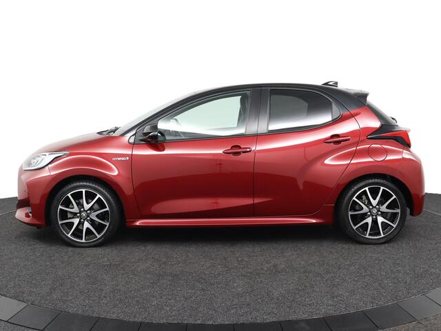 Toyota YARIS 1.5 Hybrid Executive | Trekhaak | Navigatie | Stoelbverwarming |