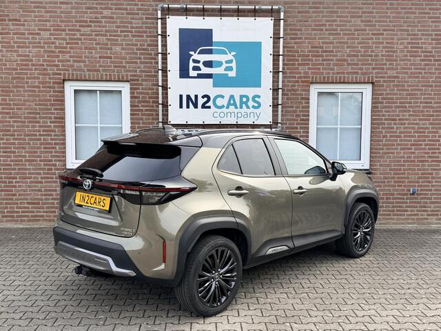 Toyota YARIS Cross 1.5 Hybrid AWD Adventure *Trekhaak*Panoramadak*