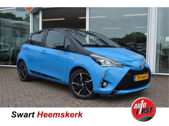 Toyota YARIS 1.5 Hybrid SkyBlue NL auto | Navi | Panoramadak | Cruise | Parkeercamera