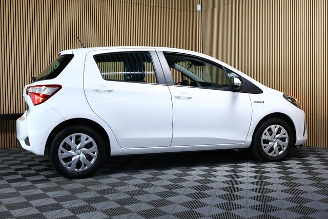 Toyota YARIS 1.5 Hybrid Executive NAVIGATIE CAMERA BT LANE '17