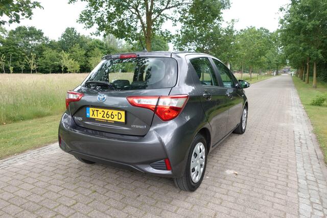Toyota YARIS 1.5 Hybrid Aspiration | 1ste eigenaar | Camera | Cruise Control | Climate control |
