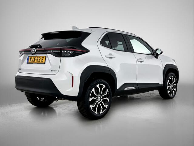 Toyota YARIS Cross 1.5 Hybrid 115 Dynamic | Parelmoer | Carplay | MyToyota App | Draadloos opladen | Stoelverwarming