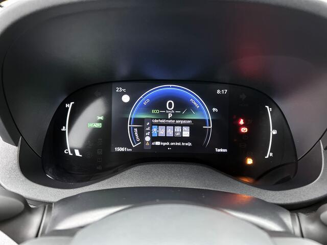 Toyota YARIS Cross 1.5 Hybrid 115 Dynamic | Parelmoer | Carplay | MyToyota App | Draadloos opladen | Stoelverwarming