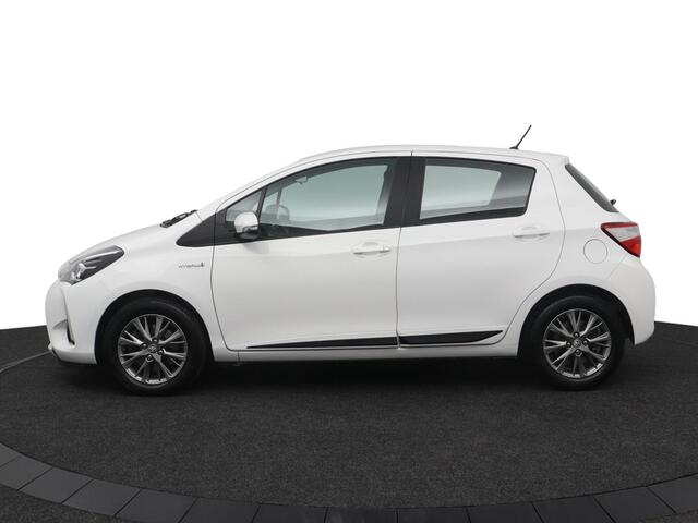 Toyota YARIS 1.5 Hybrid Design Sport | Cruise control | Climate control | Parkeercamera |