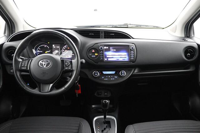 Toyota YARIS 1.5 Hybrid Design Sport | Cruise control | Climate control | Parkeercamera |