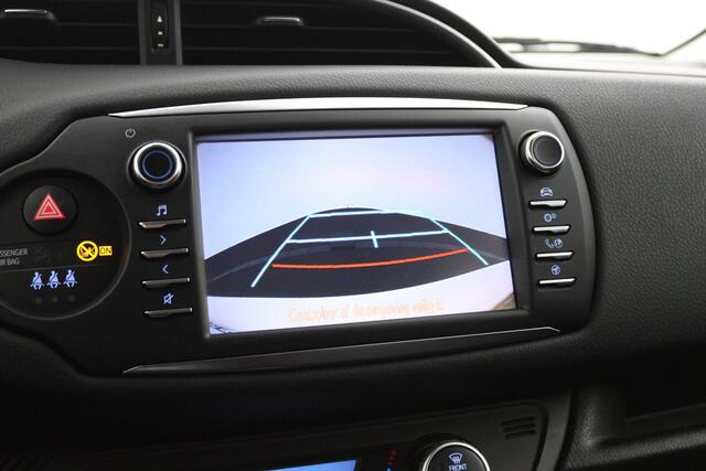Toyota YARIS 1.5 Hybrid Design Sport | Cruise control | Climate control | Parkeercamera |