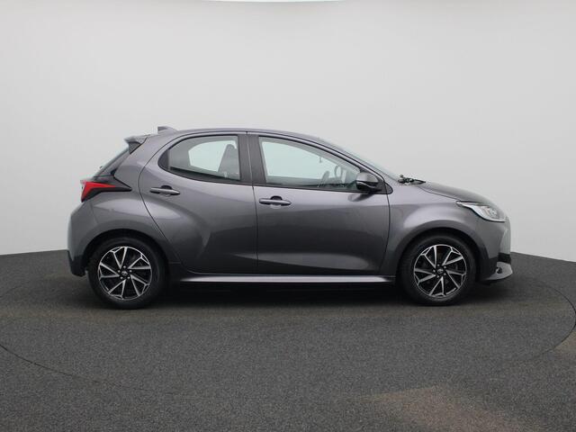 Toyota YARIS 1.5 Hybrid Business Plus