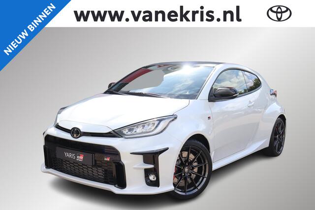 Toyota YARIS 1.6 GR Performance, Milltek uitlaat, Extra's! Stoelverlaging
