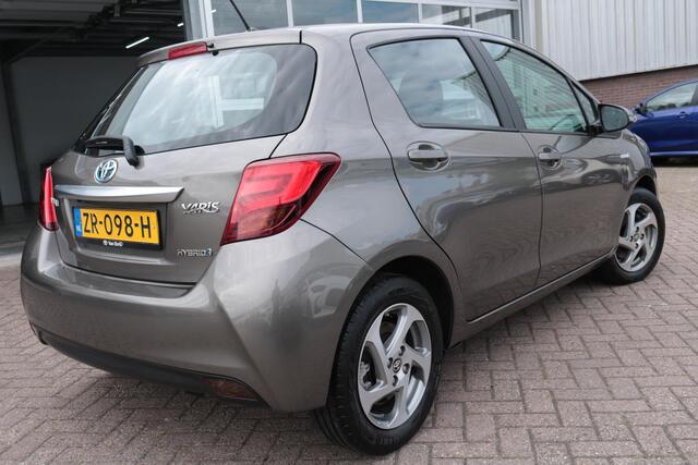 Toyota YARIS 1.5 Hybrid Trend ,Lichtmetalen velgen, climate controle, Achteruitrijcamera, Dealer onderhouden!