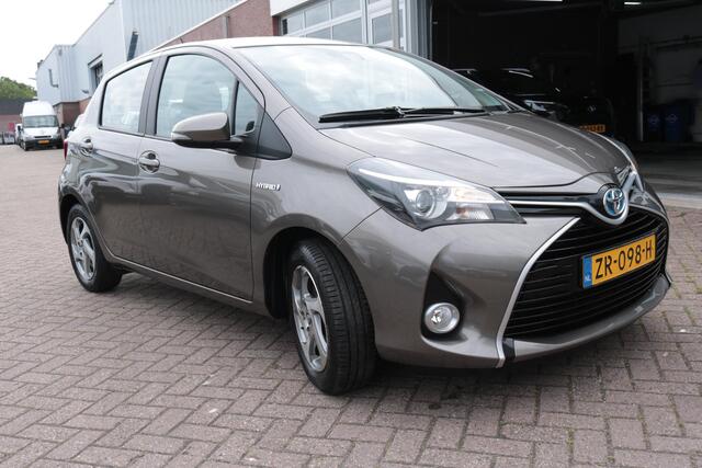 Toyota YARIS 1.5 Hybrid Trend ,Lichtmetalen velgen, climate controle, Achteruitrijcamera, Dealer onderhouden!