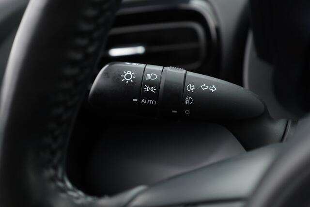 Toyota YARIS Cross 1.5 Hybrid Dynamic | Stoel- Stuurverw. | Dodehoekdet. | Camera | Adapt. Cruise | Keyless | 17'' | All Seasons