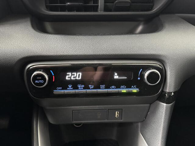 Toyota YARIS 1.5 Hybrid Active | Climate Control | Apple CarPlay / Android Auto | Cruise Control | Achteruitrijcamera |
