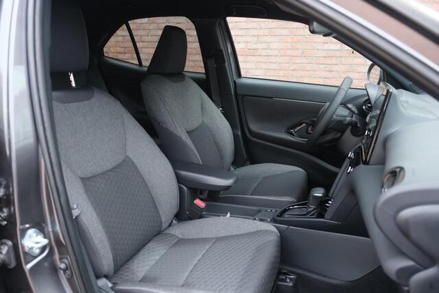Toyota YARIS Cross 1.5 Hybrid 115pk CVT Dynamic | Comfort Pack | App Connect | Adaptive Cruise | Full LED | Camera | Keyless | Blind Spot | Stoelverwarming