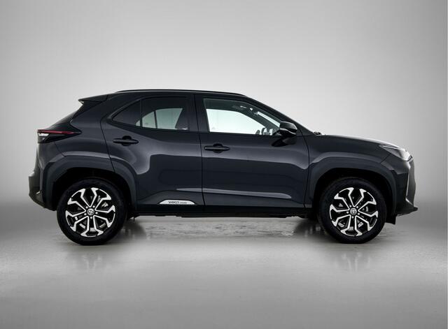 Toyota YARIS Cross 1.5 Hybrid Dynamic | Parkeersensoren V+A | Stuur-Stoel-Voorruitverwarming Onderweg-naar-dealer