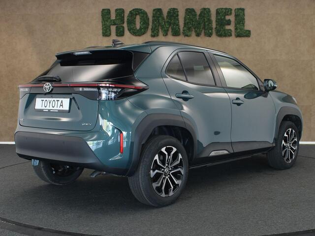 Toyota YARIS Cross 1.5 Hybrid 130 Dynamic - DEMO & DIRECT UIT VOORRAAD LEVERBAAR - NAVIGATIE - PARKEERSENSOREN VOOR/ ACHTER - VOORSTOELEN VERWARMD - STUUR VERWARMD - DODEHOEK DETECTIE - KEYLESS ENTRY/ START - CLIMATE CONTROL - APPLE CARPLAY/ ANDROID AUTO
