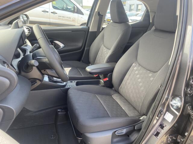 Toyota YARIS 1.5 Hybrid 115 Active Limited Trekhaak Parkeersensoren Stoel Stuurverwarming Carplay Android Auto