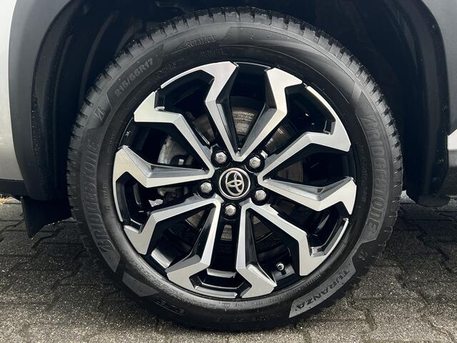 Toyota YARIS Cross 1.5 Hybrid Team D | Navi XL | Elek klep | Camera | Winter Pack