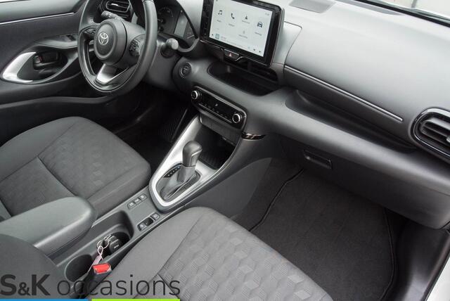 Toyota YARIS 1.5 Hybrid 115 Business ACC Keyless