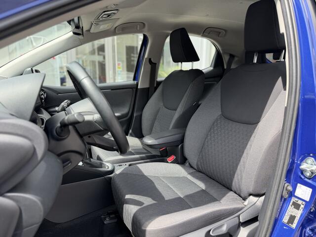 Toyota YARIS 1.5 Hybrid 115 Dynamic Plus | GEEN AFLEVERKOSTEN | Head-up dispay, Voorstoelen verwarmd, Apple/Android