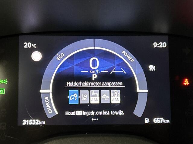Toyota YARIS Cross 1.5 Hybrid Dynamic | Parkeersensoren V+A | Stuur-Stoelverwarming | Dode Hoek Detectie | Onderweg-naar-dealer