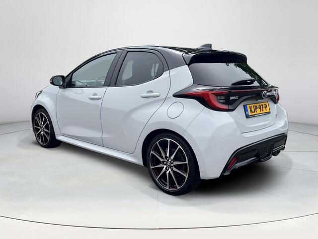Toyota YARIS 1.5 Hybrid GR Sport | JBL Premium audio | Navigatie | Parkeersensoren | Head up display |