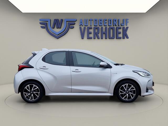 Toyota YARIS 1.5 Hybrid Dynamic Trekhaak - NL Auto - Carplay