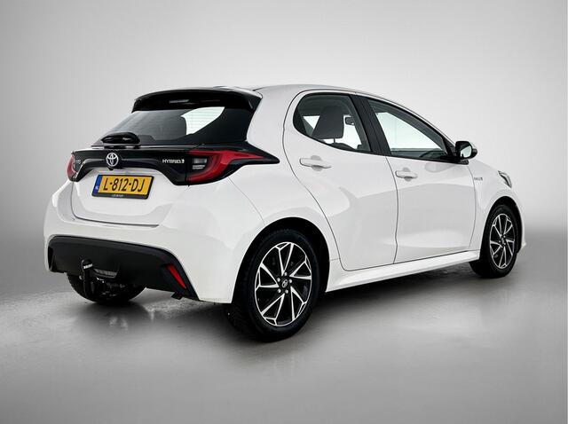 Toyota YARIS 1.5 Hybrid Dynamic | BTW Voertuig | 1e Eigenaar | Dealeronderhouden | Trekhaak afneembaar | Apple CarPlay/Android Auto | Cruise Control Adaptive | Keyless Entry/Start | Achteruitrijcamera
